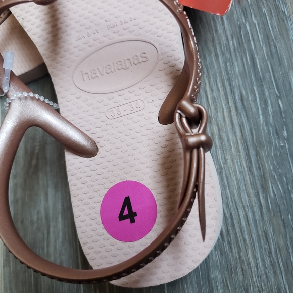 NWT KIDS HAVAIANAS FLIP FLOPS - Picture 8 of 12